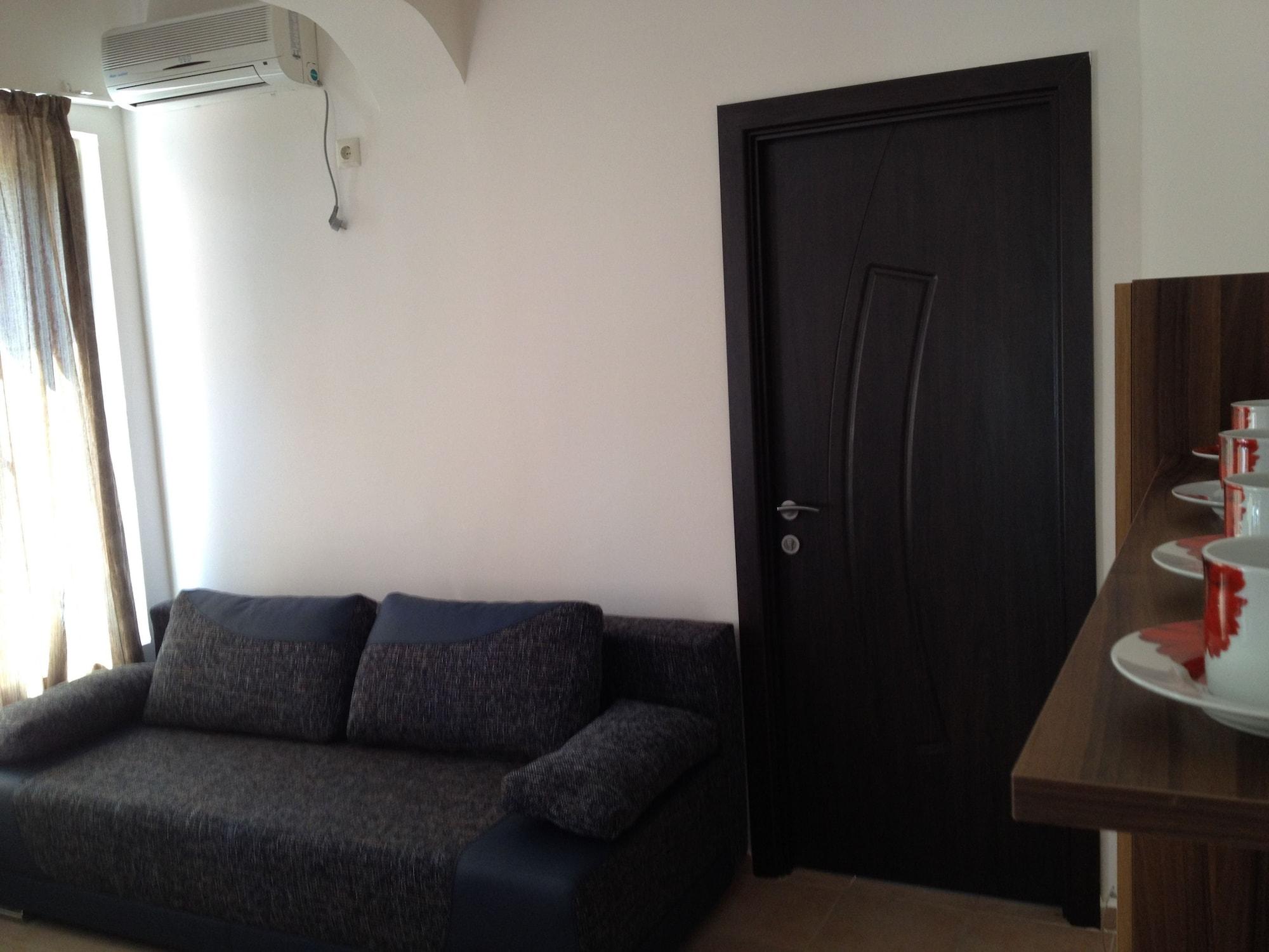 Beach Aparthotel Salt Lake Pomorie Ngoại thất bức ảnh