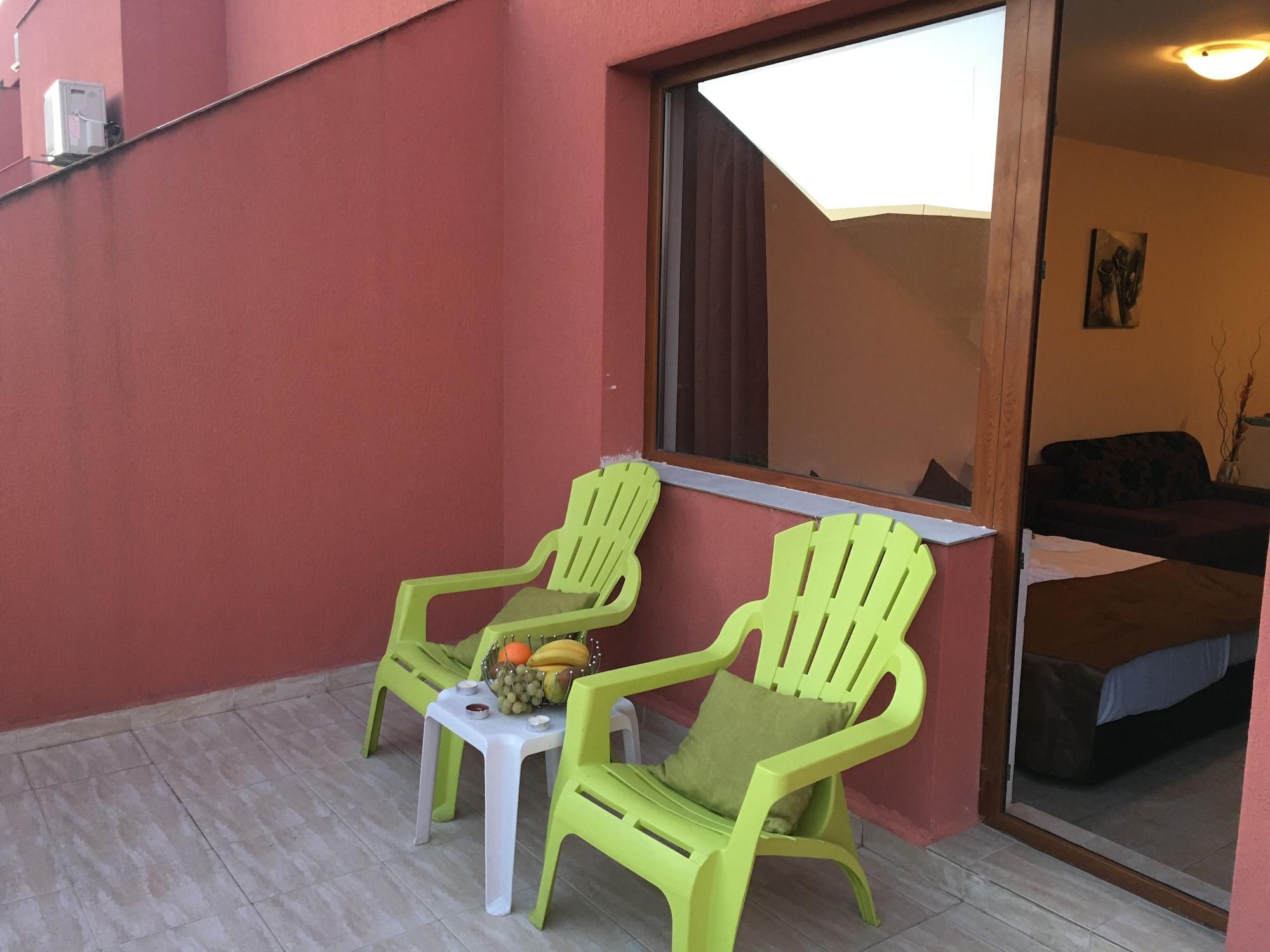 Beach Aparthotel Salt Lake Pomorie Ngoại thất bức ảnh